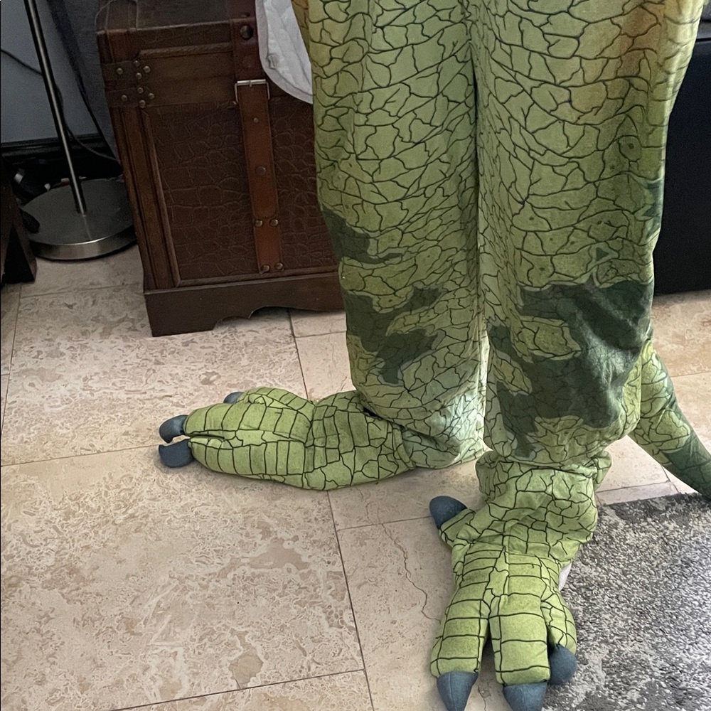 Dilophosaurus Costume Jurassic Park XL Halloween Dinosaur - Picture 5 of 16